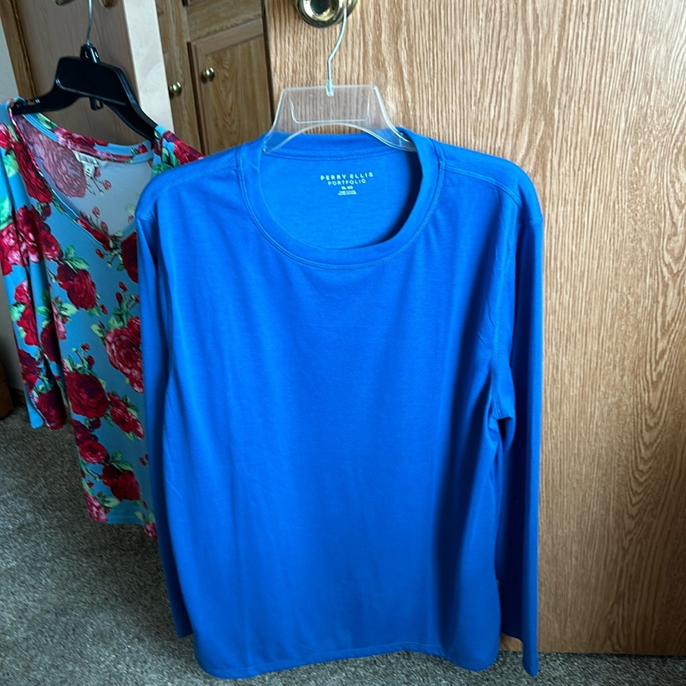Lot of two! One for free!